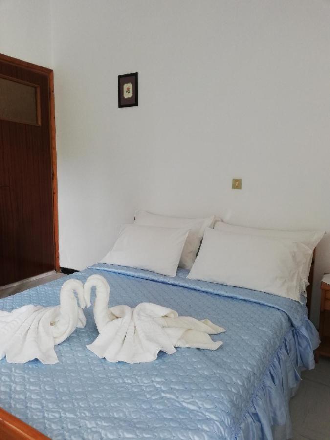 Hotel Apelati Keri Esterno foto