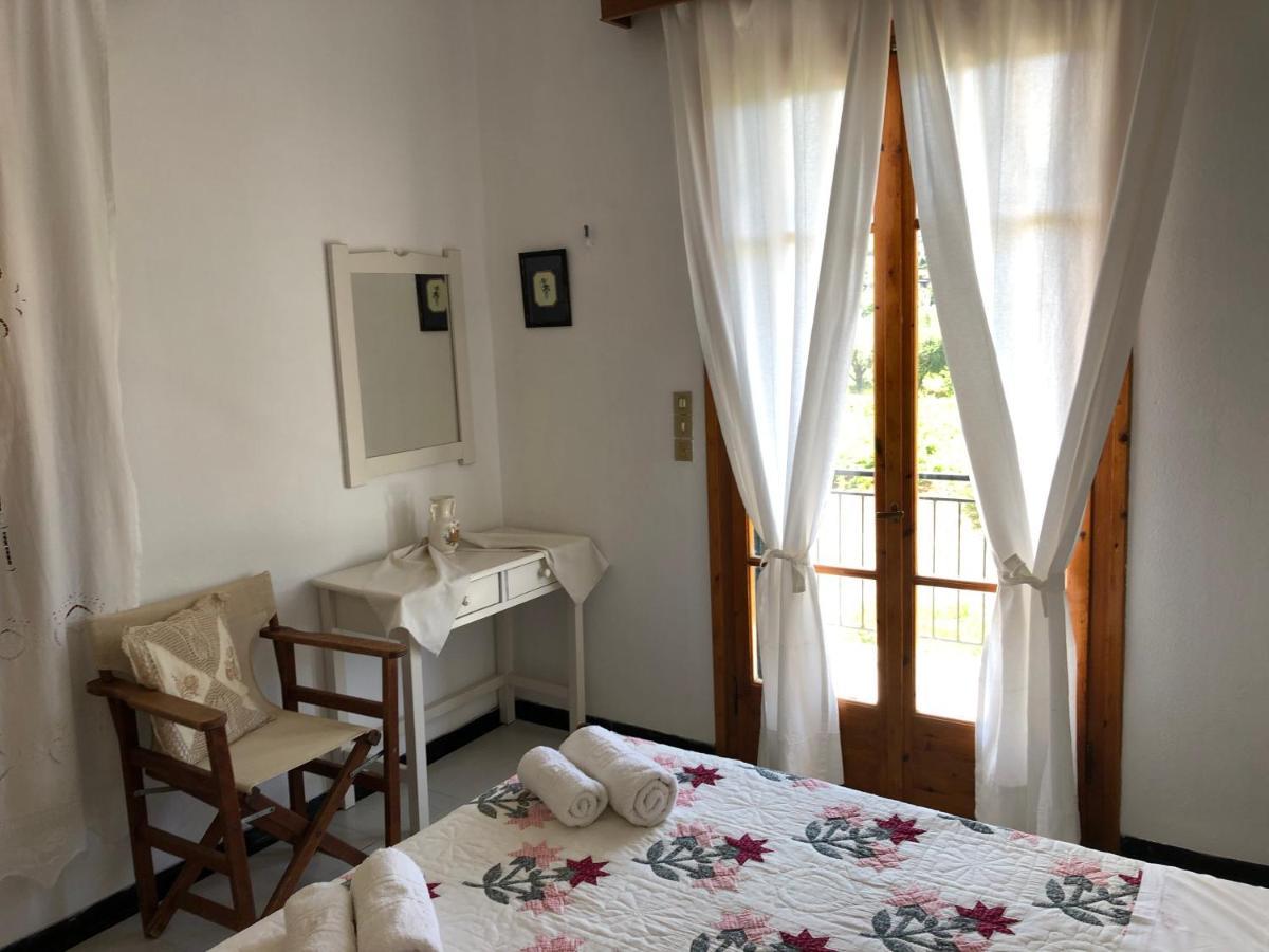 Hotel Apelati Keri Esterno foto